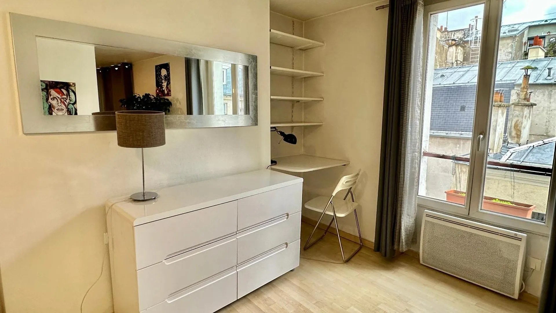 Marais Apartment Near Louvre Museum Ecouffes Paris