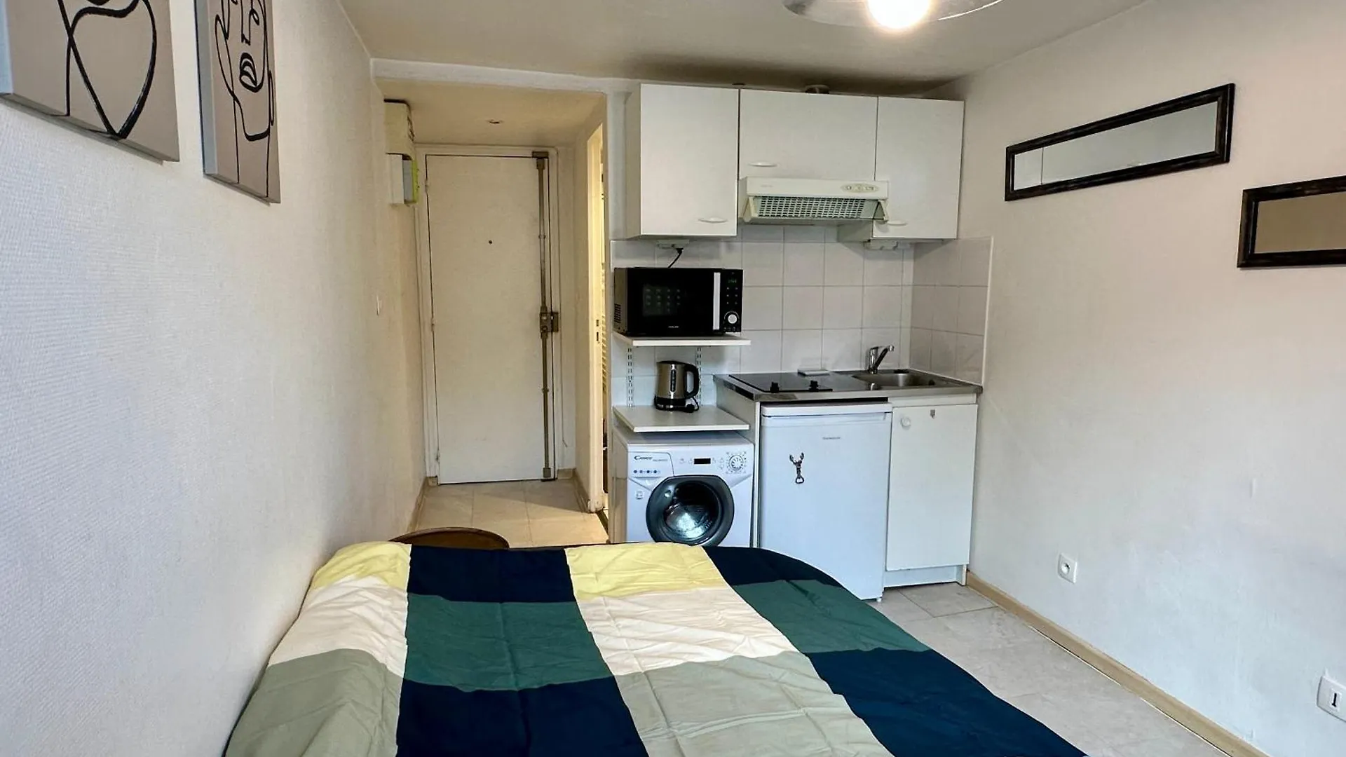 Marais Apartment Near Louvre Museum Ecouffes Paris